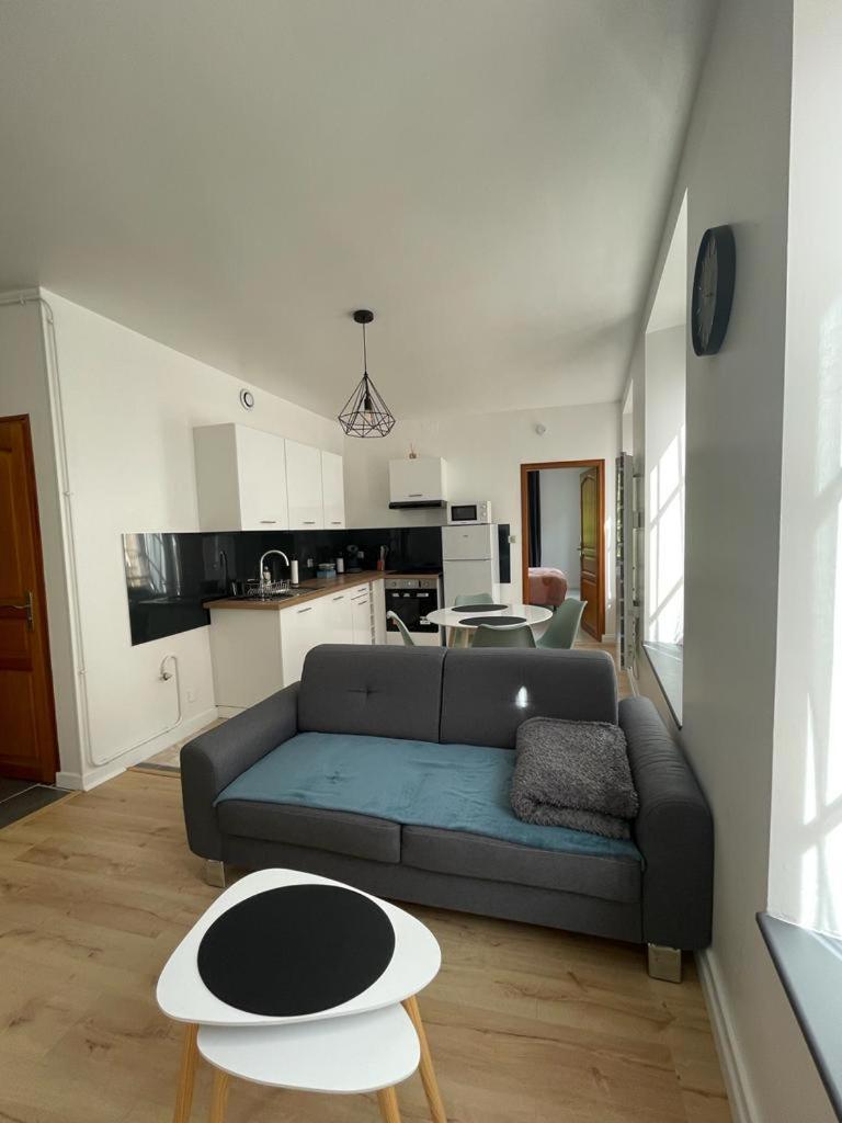 Appartement Le Petit Charcot Charleville-Mézières Exteriér fotografie