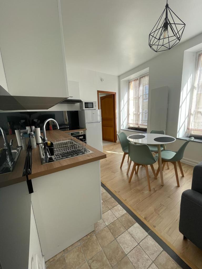 Appartement Le Petit Charcot Charleville-Mézières Exteriér fotografie
